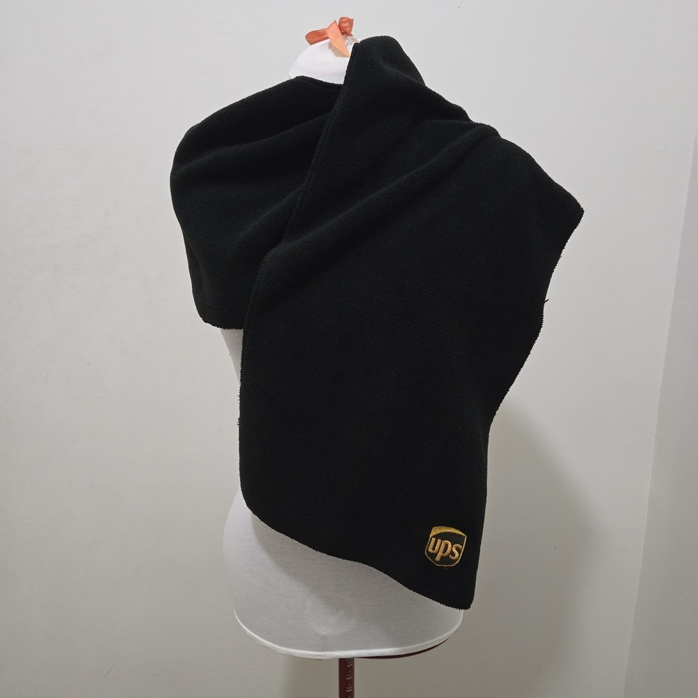 Black Scarf